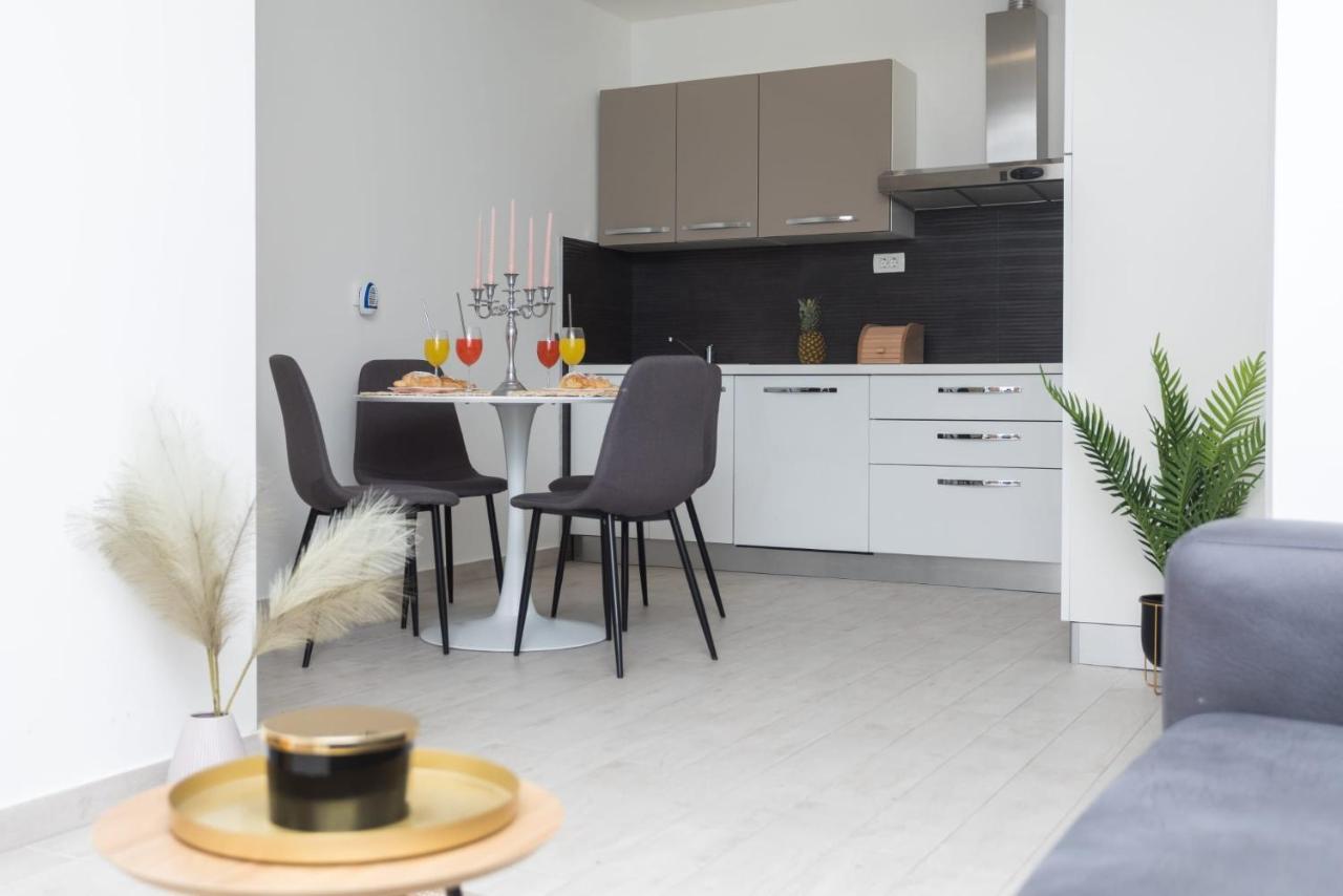 Bloom Apartment Сплит Екстериор снимка