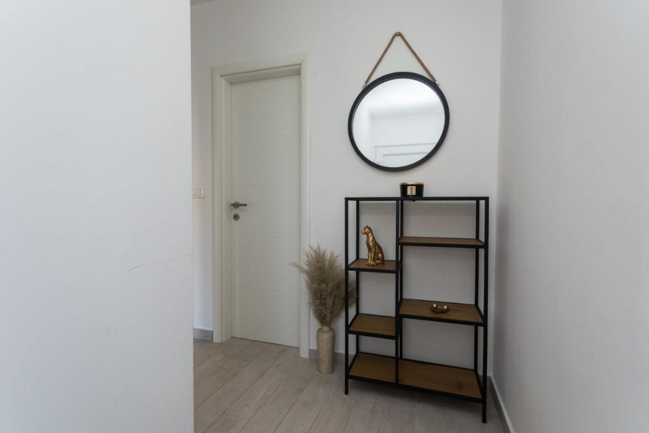 Bloom Apartment Сплит Екстериор снимка