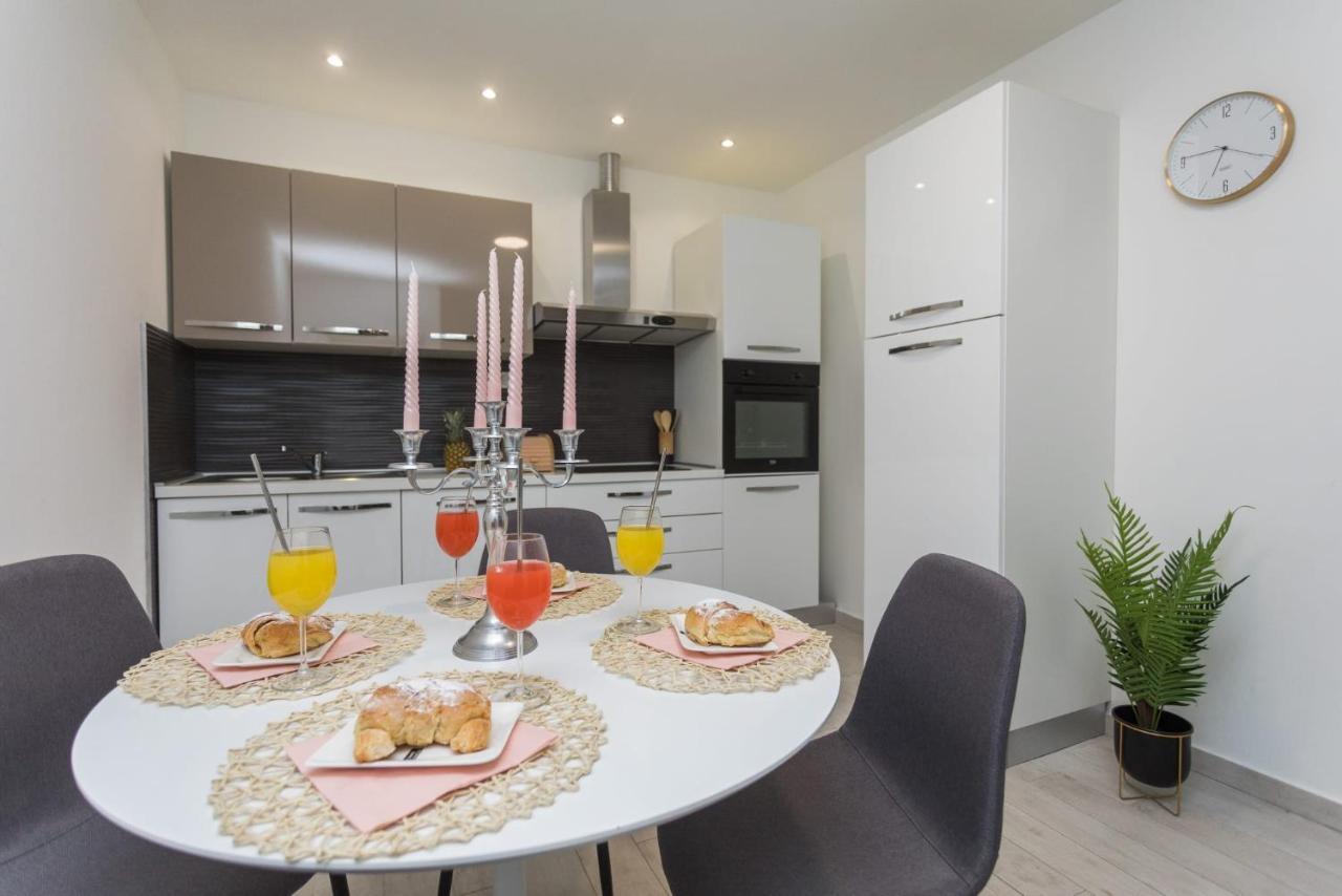 Bloom Apartment Сплит Екстериор снимка