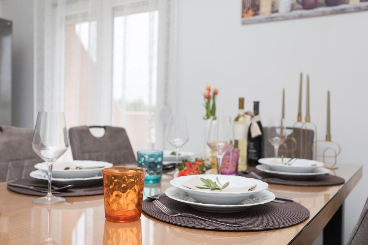 Bloom Apartment Сплит Екстериор снимка
